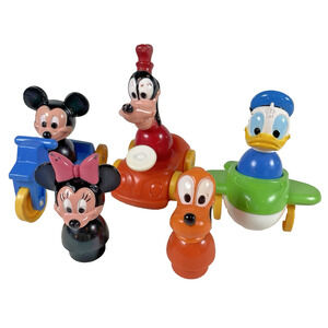 Illco Disney 5 Figures 3 Vehicles Mickey Minnie Mouse Pluto Goofy Donald Duck